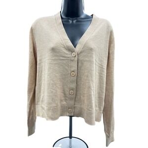 A new day camel color cropped lightweight cardigan SZ M. Boxy sits‎ at the waist